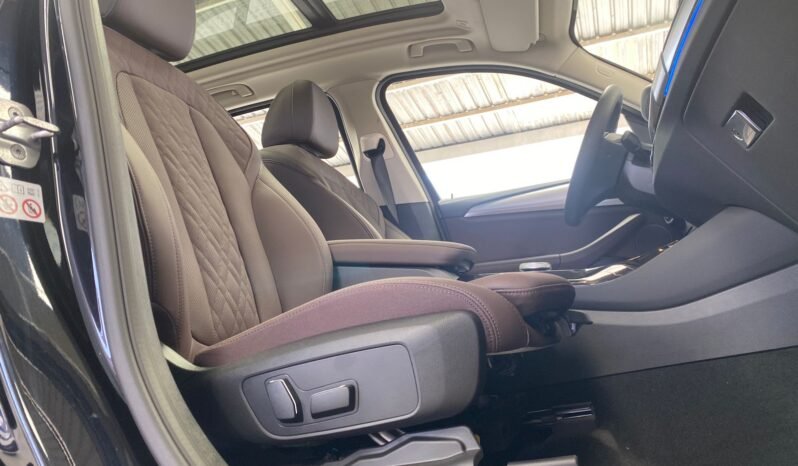 
								BMW IX3 2024 كامل									