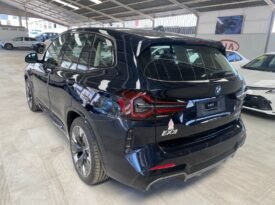 BMW IX3 2024