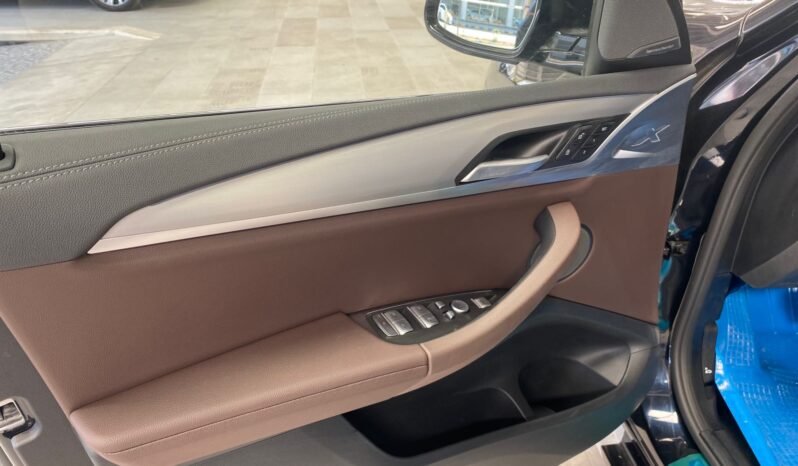 
								BMW IX3 2024 كامل									