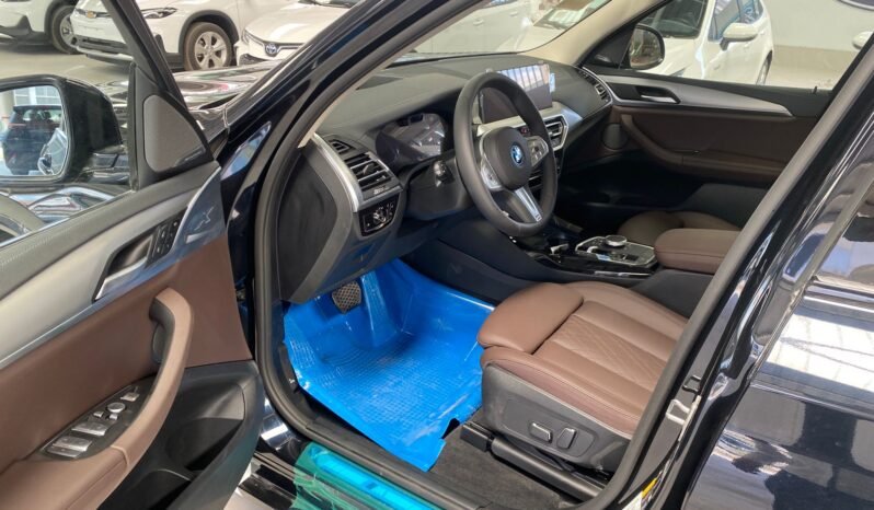 
								BMW IX3 2024 كامل									