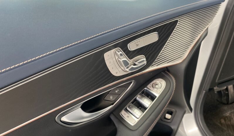 
								mercedes EQC 400 كامل									